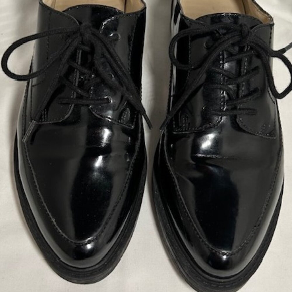 NINE WEST BARBIERI Black Patent Oxfords - Picture 4 of 14